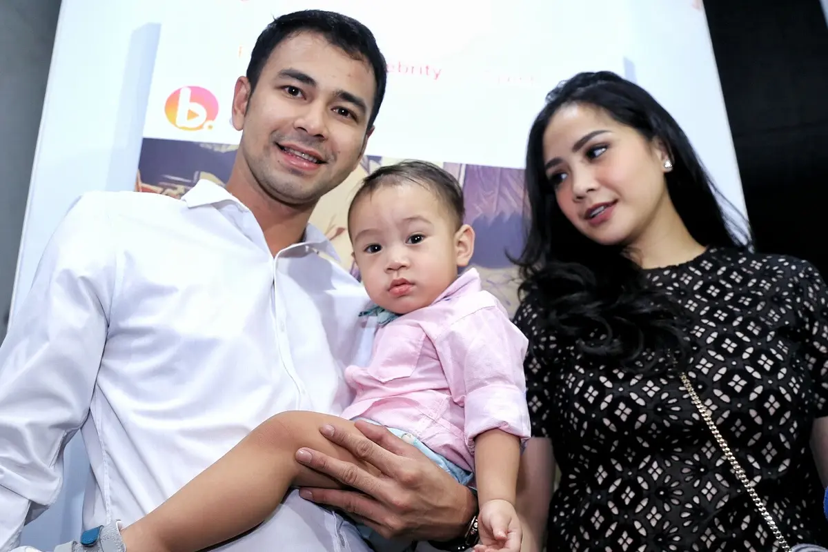[Bintang] Raffi Ahmad dan Nagita Slavina