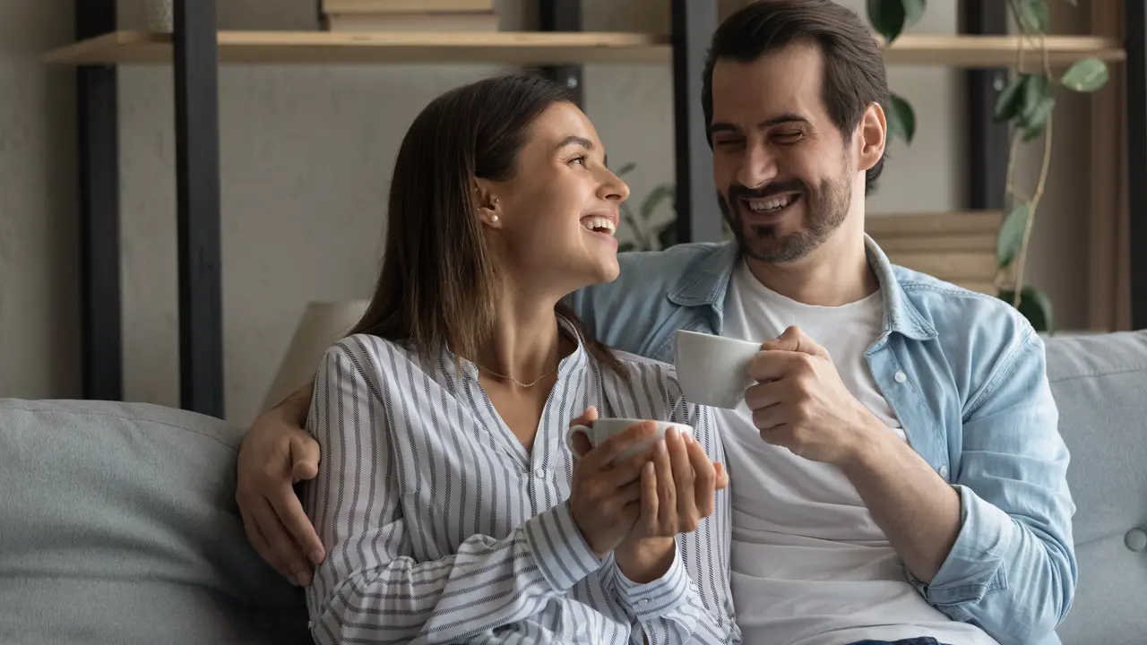 perempuan dan pasangan 5 september