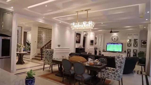 Rumah Arie Untung dan Fenita Arie (Foto: YouTube Tya Ariestya)