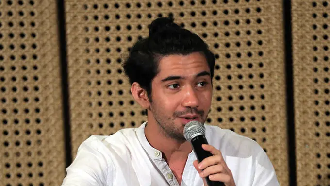 [Bintang] Reza Rahadian