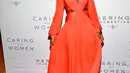 Jodie Turner-Smith menghadiri The Kering Foundation's Caring for Women Dinner di The Pool, New York, Amerika Serikat, 15 September 2022. Sama seperti Salma Hayek, Jodie Turner-Smith juga berpakaian formal untuk acara tersebut. (Photo by Evan Agostini/Invision/AP)
