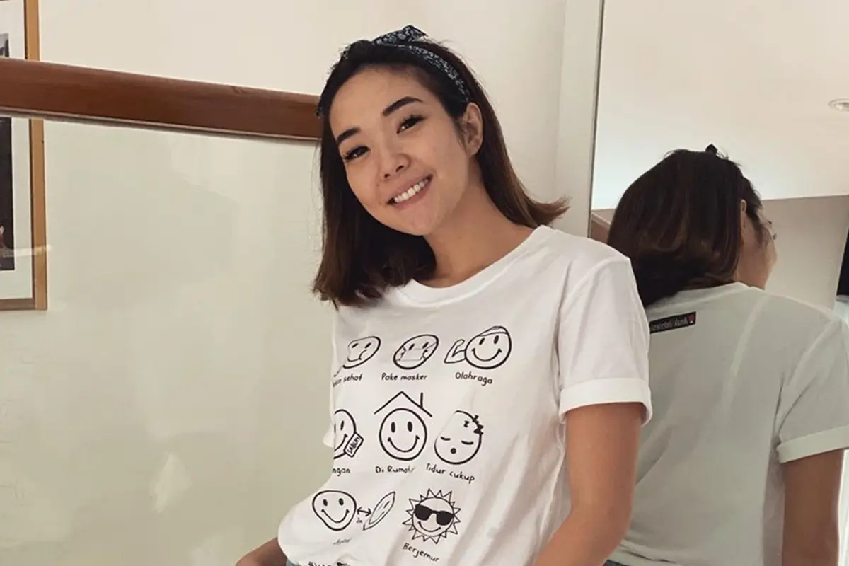 FOTO: Gaya Gisella Anastasia saat Pakai Baju Putih, Menawan