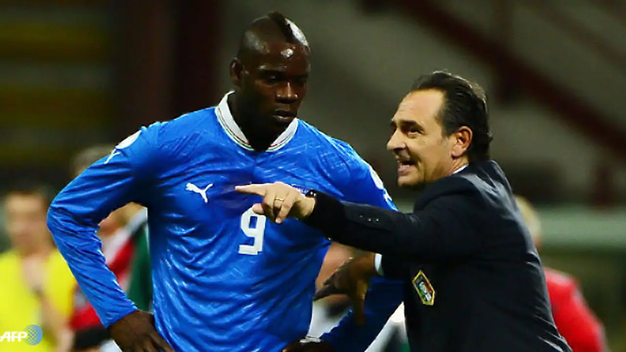 balotelli_dan_cesare_prandelli_130125gic