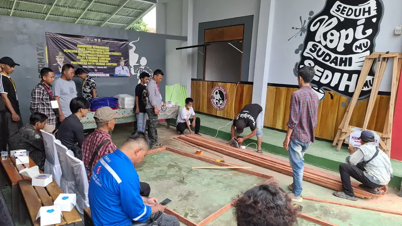 Kegiatan pelatihan kemandirian yang digagas oleh Bapas Kelas IIA Bandar Lampung di Griya Abhipraya Berkilau.  Foto: (Liputan6.com/Ardi).