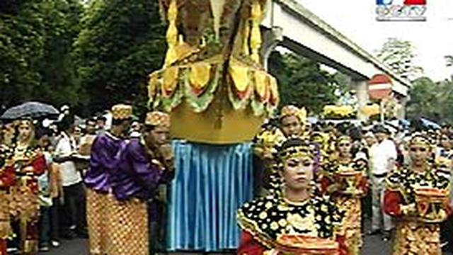 Mewarnai Rumah Adat Jambi - GAMBAR MEWARNAI HD