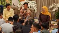 Pasangan cagub cawagub Jatim Khofifah dan Emil Dardak bersama Wapres terpilih Gibran Rakabuming. (Ist).