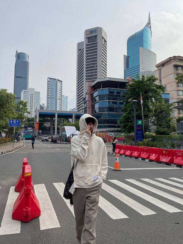 Renjun NCT Dream ikut Citayam Fashion Week (Foto: Instagram nct_dream)