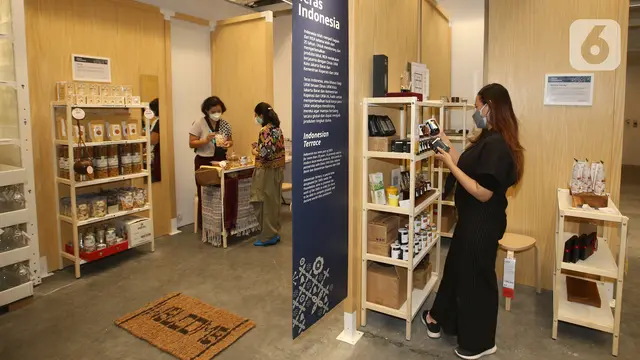 Berbelanja Perabot Rumah Tangga di Pusat Kota Jakarta