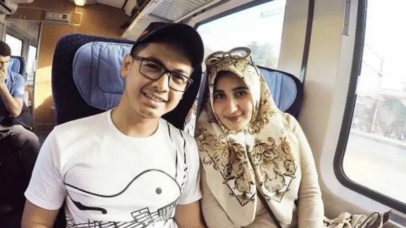 [Bintang] Tommy Kurniawan dan Fatimah Tania Nadira