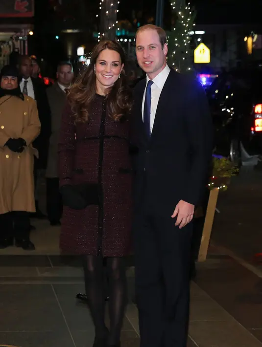 Berencana memberikan nama Diana pada anak ke-3 nya nanti, lantaran Kate sangat mengetahui bahwa nama tersebut sangat berharga bagi suaminya. Mengingat nama Diana diambil dari nama ibu Pangeran William, Princess Diana. (AFP/Bintang.com)