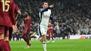 Tottenham Hotspur kembali unggul pada menit ke-33 berkat gol Brennan Johnson. (JUSTIN TALLIS/AFP)