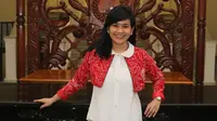 Penyanyi Dangdut Ikke Nurjanah berpose seusai bertemu Gubernur DKI Jakarta di Balai Kota, Jakarta, Rabu (31/08/2016).