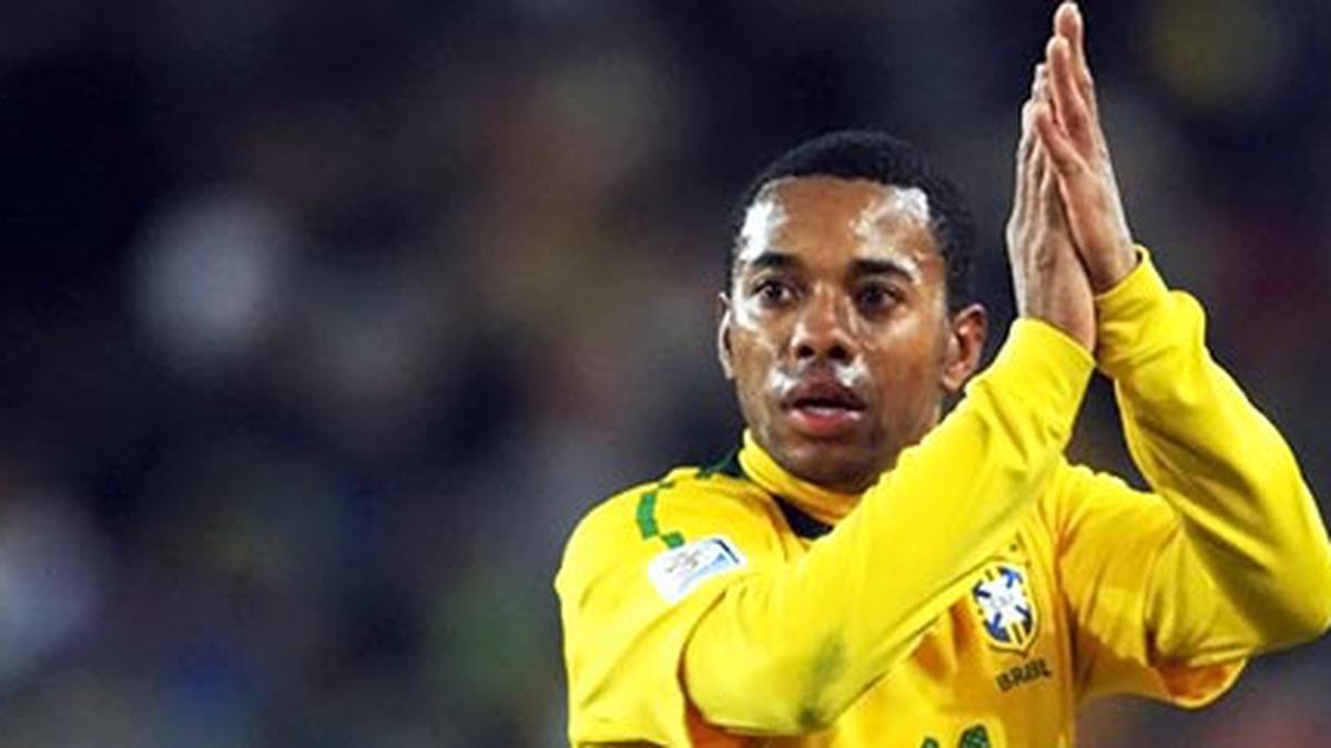 Santos Terus Buru Robinho