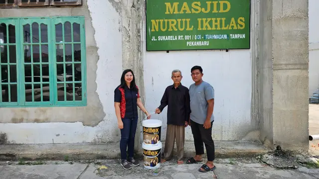 Sambut Hari Raya Idul Fitri, Avian Brands Percantik 100 Masjid di Tanah Air