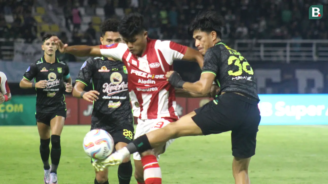Ramadhan Sananta dan Riswan Lauhin di BRI Liga 1 2023/2024