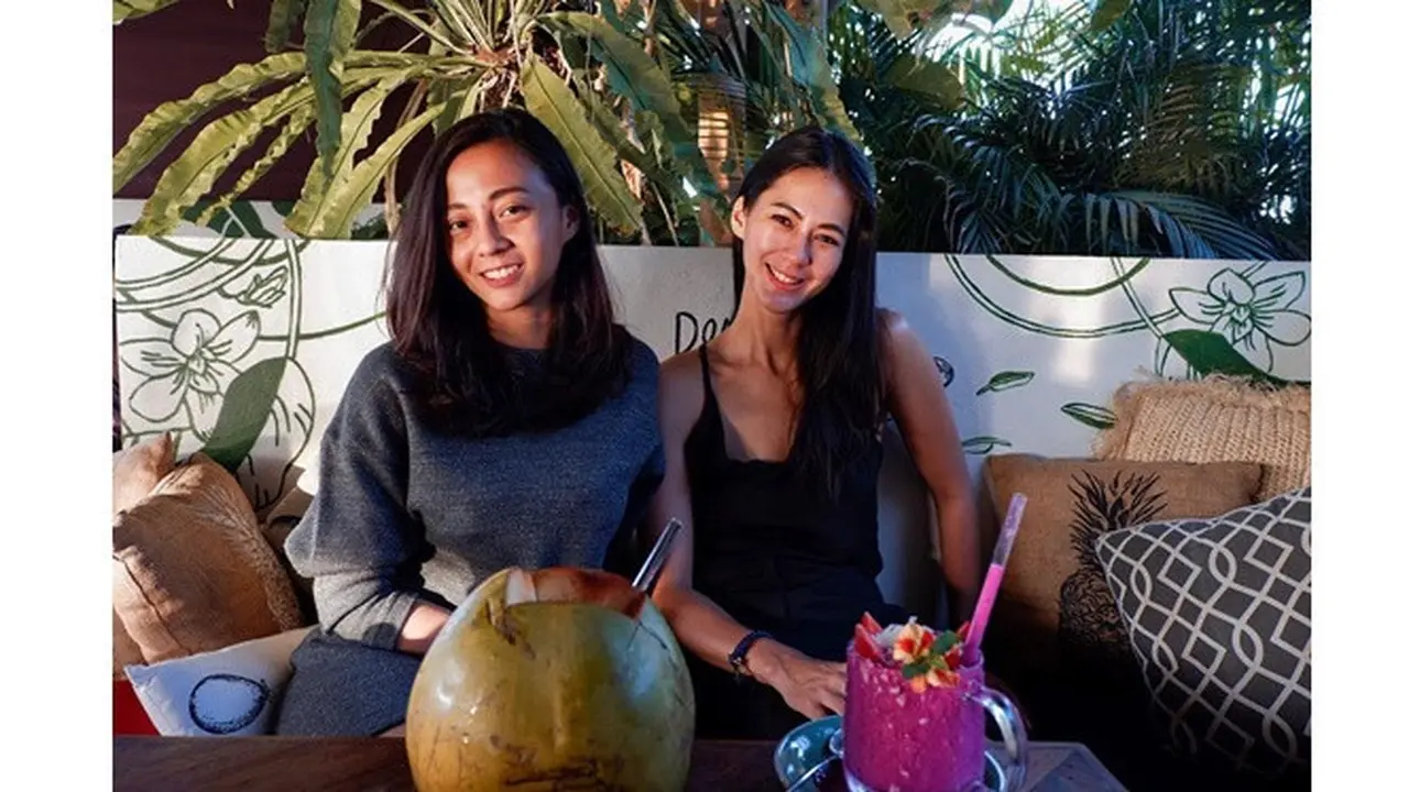 5 Potret Keakraban Adik Kakak Paula Verhoeven dan Chelzea Verhoeven