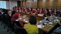 Finalis Putri Indonesia 2018 berkunjung ke kantor KEIN, Jumat (2/3/2018). (Deny/Liputan6.com)