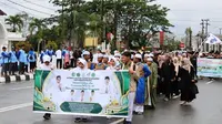 Ratusan Peserta dan Warga Antusias Meramaikan Pawai Ta’aruf MTQ ke-46 di Tenggarong