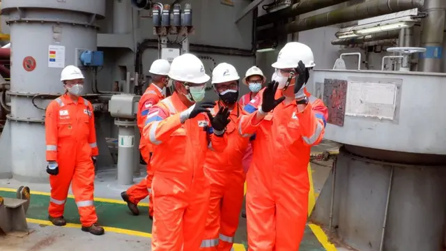 Tinjau Kinerja Hulu, Dewan Komisaris Pertamina Kunjungi Fasilitas Offshore Blok Mahakam
