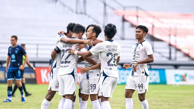 PSIS Vs Persela