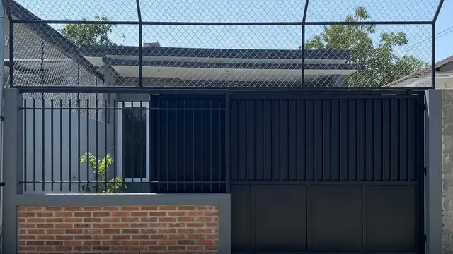 Model Pagar Rumah yang Tidak Mudah Diloncati. Gemini