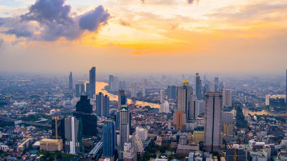 Libur Tahun Baru 2026, Bangkok Dibayangi Peringatan Polusi Udara