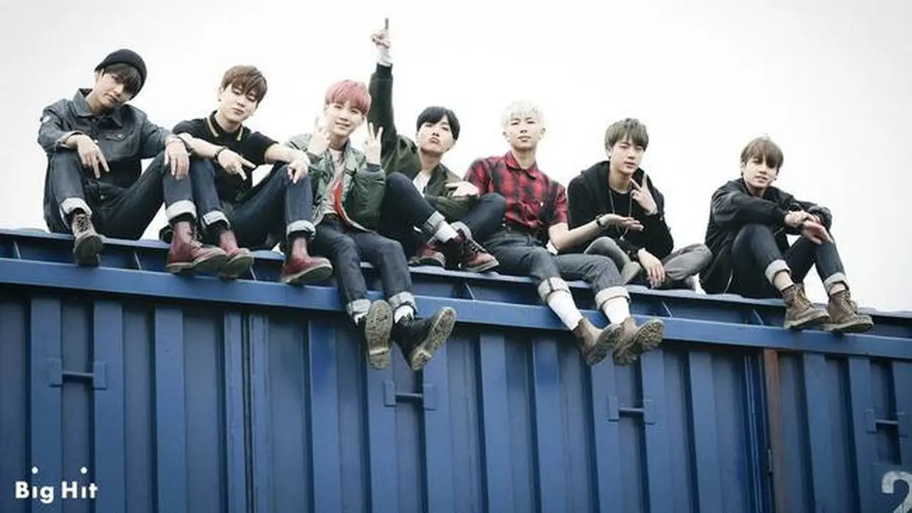 [Bintang] BTS Cover Lagu All of Me, Ini Reaksi John Legend