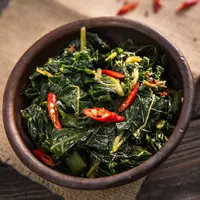 ilustrasi oseng tumis daun pepaya/Odua Images/Shutterstock