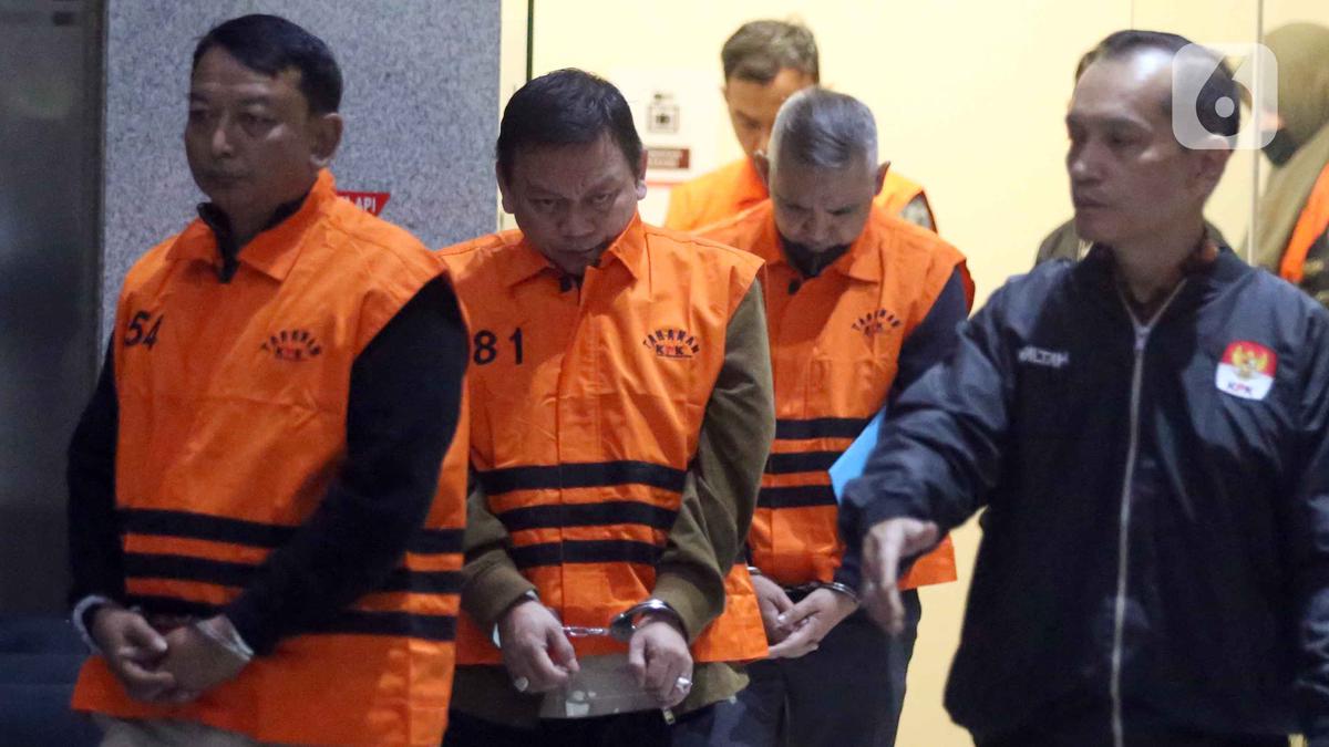 Ketua dan Wakil Ketua PN Depok Diduga Tunjuk Juru Sita Sebagai 'Satu Pintu' Suap Eksekusi Lahan