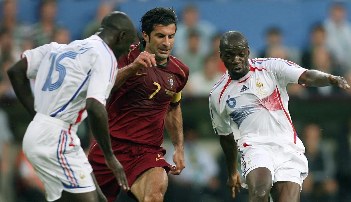 Luis Figo. Eks sayap kanan berusia 49 tahun yang pensiun pada Juli 2009 bersama Inter Milan ini tercatat mengoleksi total 127 caps bersama Timnas Portugal dengan torehan 32 gol dan 32 assist sejak melakukan debut pada 16 Oktober 1991. Di ajang Piala Dunia ia tampil dalam 2 edisi pada 2002 dan 2006. Bermain dalam 10 laga pada dua edisi tersebut, ia hanya mencatatkan 5 kali assist tanpa mencetak satu gol pun. (AFP/Odd Andersen)
