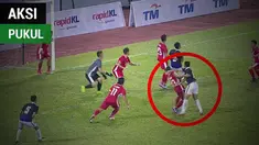 Berita video aksi bek Kamboja, Choum Pisa, yang memukul gelandang Filipina, Daniel Gadia, saat laga kedua tim di Grup B cabang sepak bola SEA Games 2017, Selasa (15/8/2017).