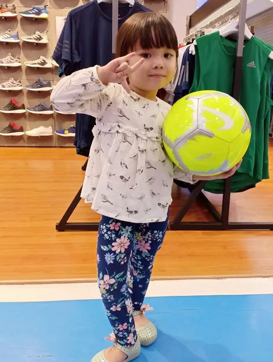 (Instagram/gisel_la)