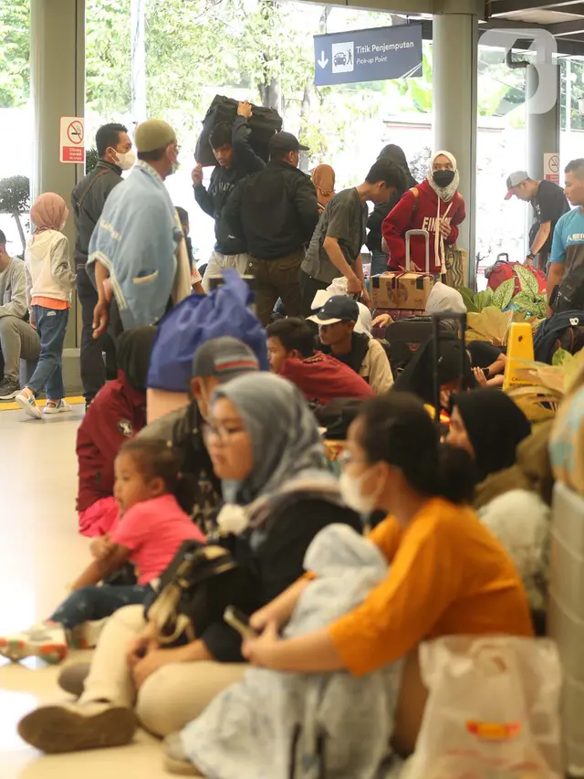 23.419 Pemudik Tinggalkan Jakarta Melalui Stasiun Pasar Senen