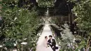 <p>Sama cantiknya seperti kedua mempelai, dekorasi venue pernikahan Kim Yuna dan Ko Woo Rim juga jadi perbincangan hangat. (Foto: Instagram/ yunakim)</p>