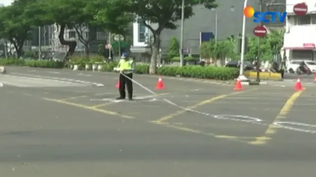 Olah TKP di Simpang Harmoni, Jakarta Pusat ini terpaksa harus dilakukan untuk mengetahui kronologis peristiwa kecelakaan.