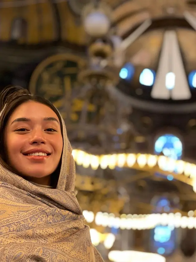 7 Potret Lula Lahfah, Selebgram yang Dituding Khianati Mendiang Laura Anna