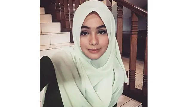 7 Pesona Sahila Hisyam saat Pakai Hijab, Tuai Pujian