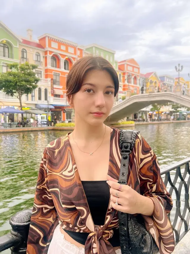 Cassandra Lee (Instagram/@cassandraslee)