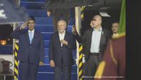 Presiden Brasil Luiz Inácio Lula da Silva tiba di Pangkalan TNI AU Halim Perdanakusuma Jakarta pada Rabu sekitar pukul 17.50 WIB. (Dok. Tangkapan Layar YouTube Sekretariat Presiden)