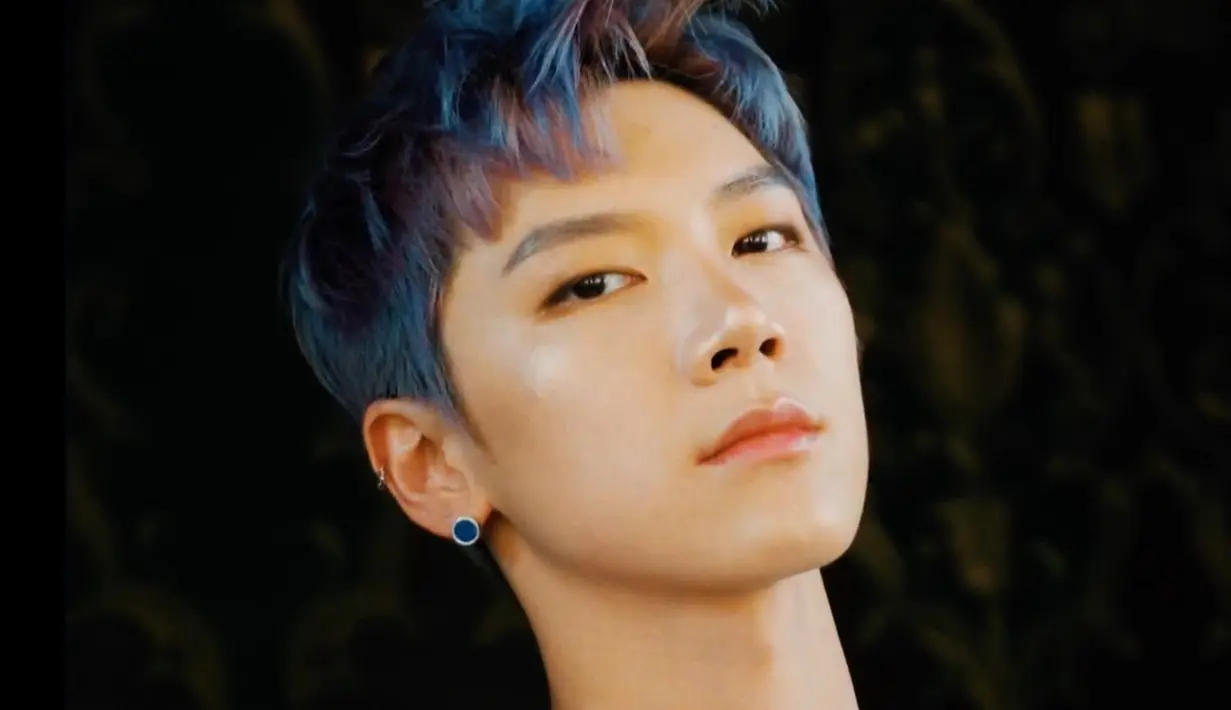 Karena cedera lutut yang dialaminya, Ten pun terpaksa absen dari kegiatannya dengan NCT. Ia terakhir ikut mempromosikan lagu 7th Sense milik NCT U. (Foto: soompi.com)