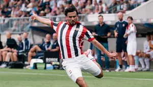 Awal Manis Nathan Tjoe-A-On di Eredivisie 2026/2027: 2 Assist dari 3 Laga!