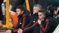 Manajer Manchester United, Ole Gunnar Solskjaer saat anak asuhnya bersua Wolverhampton Wanderers, Minggu (17/3/2019) dini hari WIB. Manchester United takluk 2-3.  (AFP / Lindsey Parnaby)