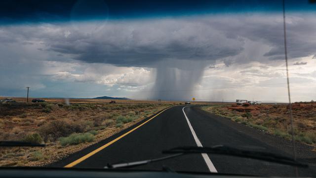 Ilustrasi angin puting beliung