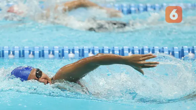 Foto: Aksi Perenang Muda di Hari Pertama Indonesia Open Aquatic Championships (IOAC) 2025
