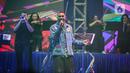 Usai menyanyikan Mencuri Hati, RAN melanjutkan sederet lagu hits lainnya seperti Warna Warni Dunia, Selamat Pagi, dan Hanya Untukmu’ yang mana lagu-lagu tersebut merupakan lagu populernya di tahun 2008. (Liputan6.com/Faizal Fanani)