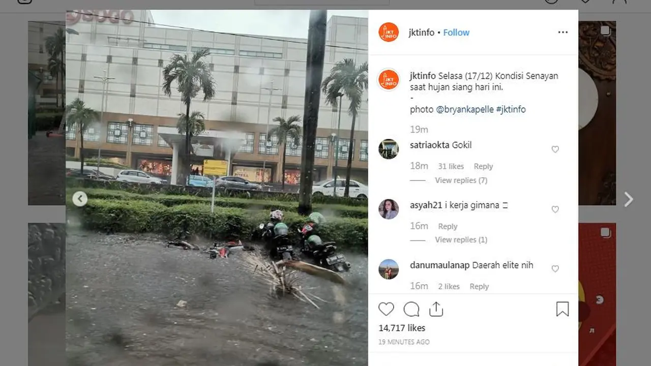 Banjir di kawasan Senayan, Jakarta Pusat.