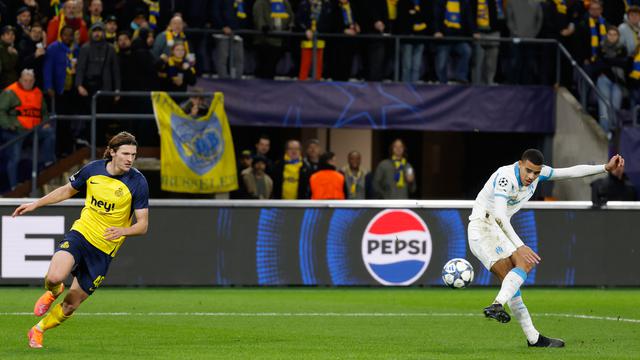Mason Greenwood mencetak gol ketiga Marseille ke gawang Union SG di matchday 6 league phase Liga Champions 2025/2026 di Lotto Park, Rabu (10/12/2025). (AP Photo/Geert Vanden Wijngaert)
