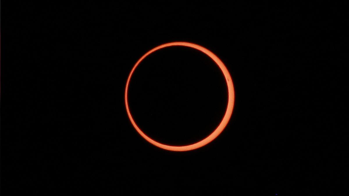 Gerhana Matahari Cincin Berlangsung Sebelum Ramadan, Apa Aman Dilihat Mata Telanjang?