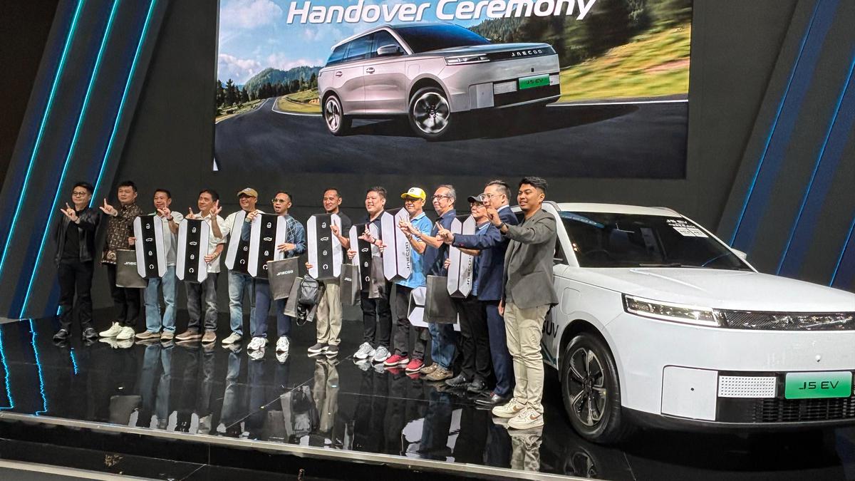 Konsumen Jaecoo J5 EV Mulai Terima Unit