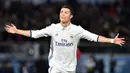 Cristiano Ronaldo menjadi pencetak gol terbanyak di ajang Piala Dunia Antarklub FIFA dengan mengoleksi tujuh gol bersama Real Madrid. CR7 tercatat pernah menjuarai kompetisi tersebut sebanyak empat kali, yaitu tiga kali bersama Los Blancos dan sisanya bersama Manchester United. (AFP/Kazuhiro Nogi)